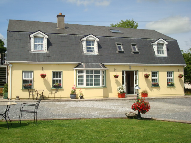 BEECHWOOD HOUSE